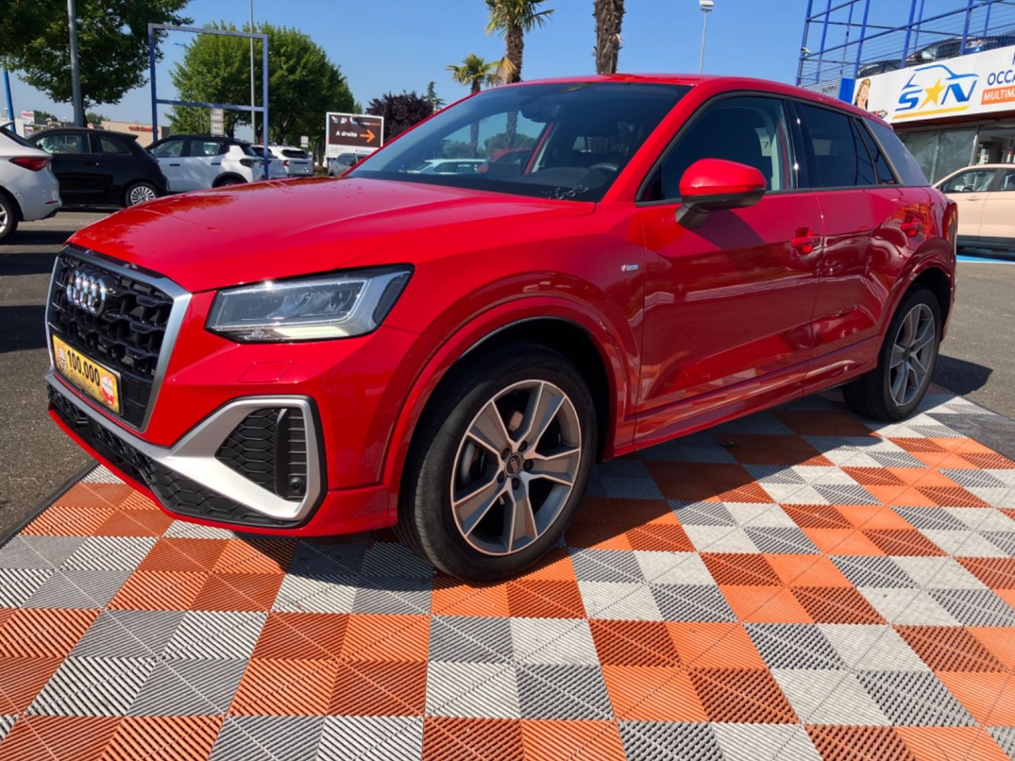 AUDI Q2 30 TDI 116 S LINE Ext GPS Caméra Hayon Keyless JA 18"