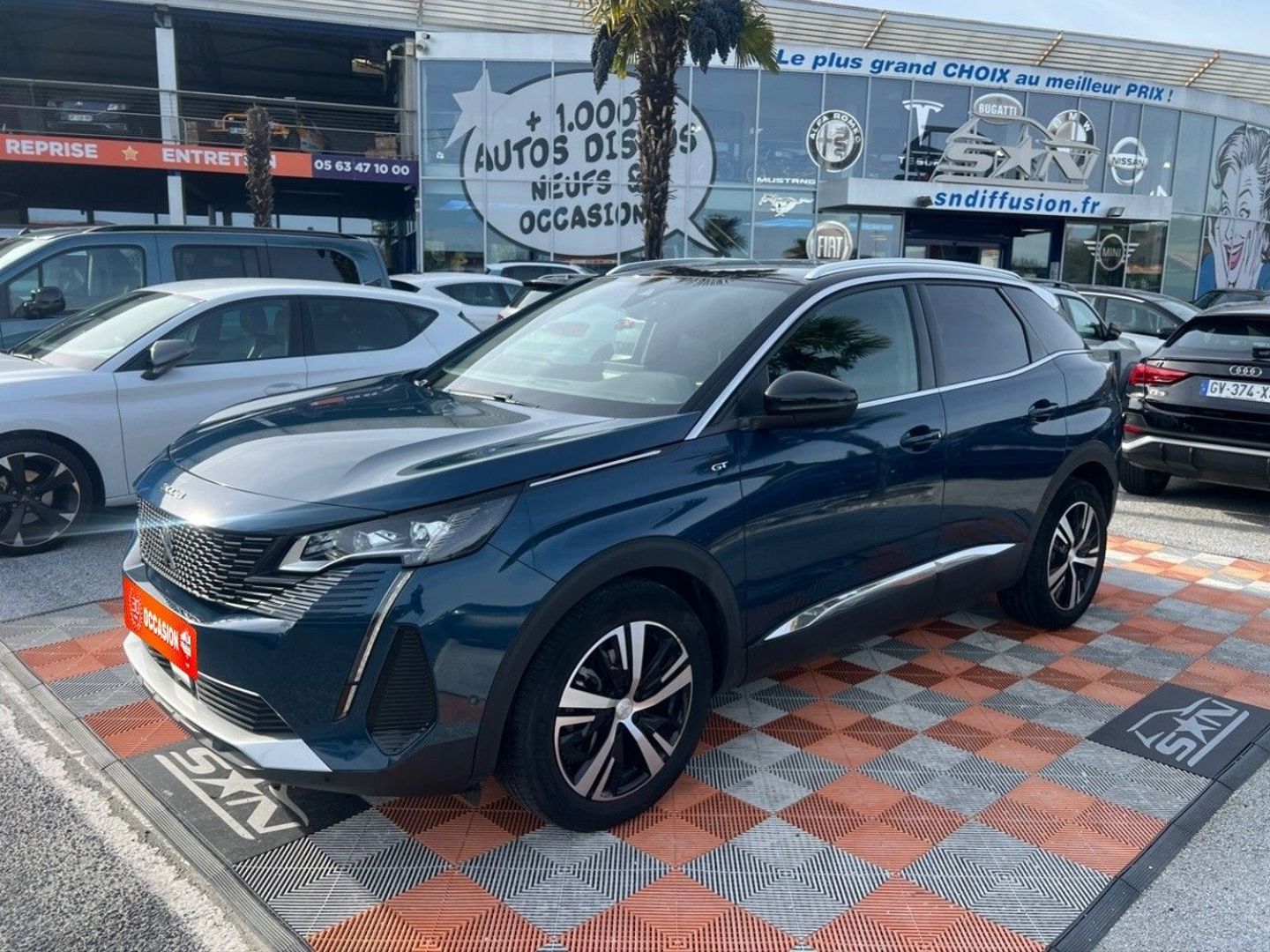 PEUGEOT 3008 - BLUEHDI 130 EAT8 GT (2023)