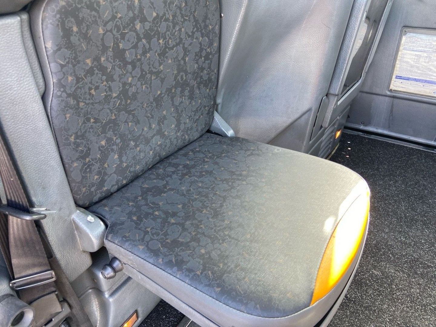 LTI CARBODIES - TAXI FX 414