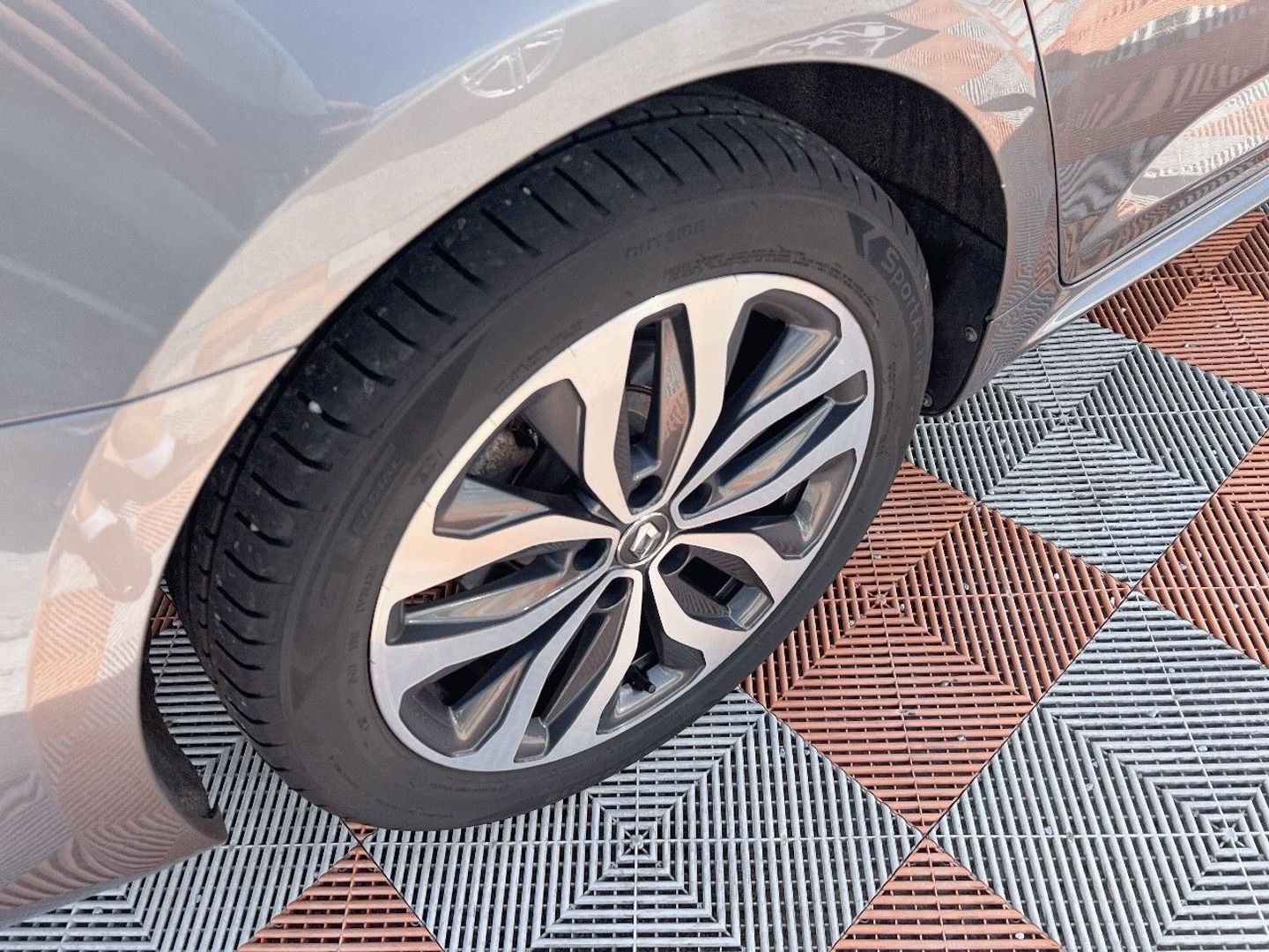 RENAULT TALISMAN ESTATE - 1.6 DCI 160 EDC INTENS ATTELAGE