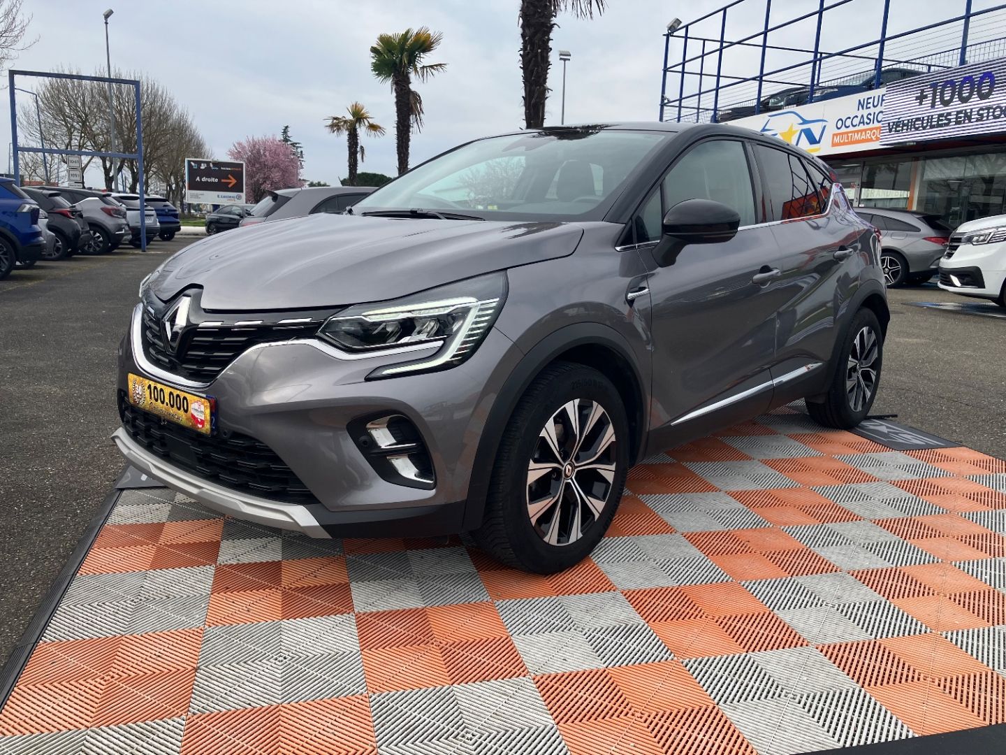 RENAULT CAPTUR - TCe 90 BV6 TECHNO GPS 9.3" Caméra