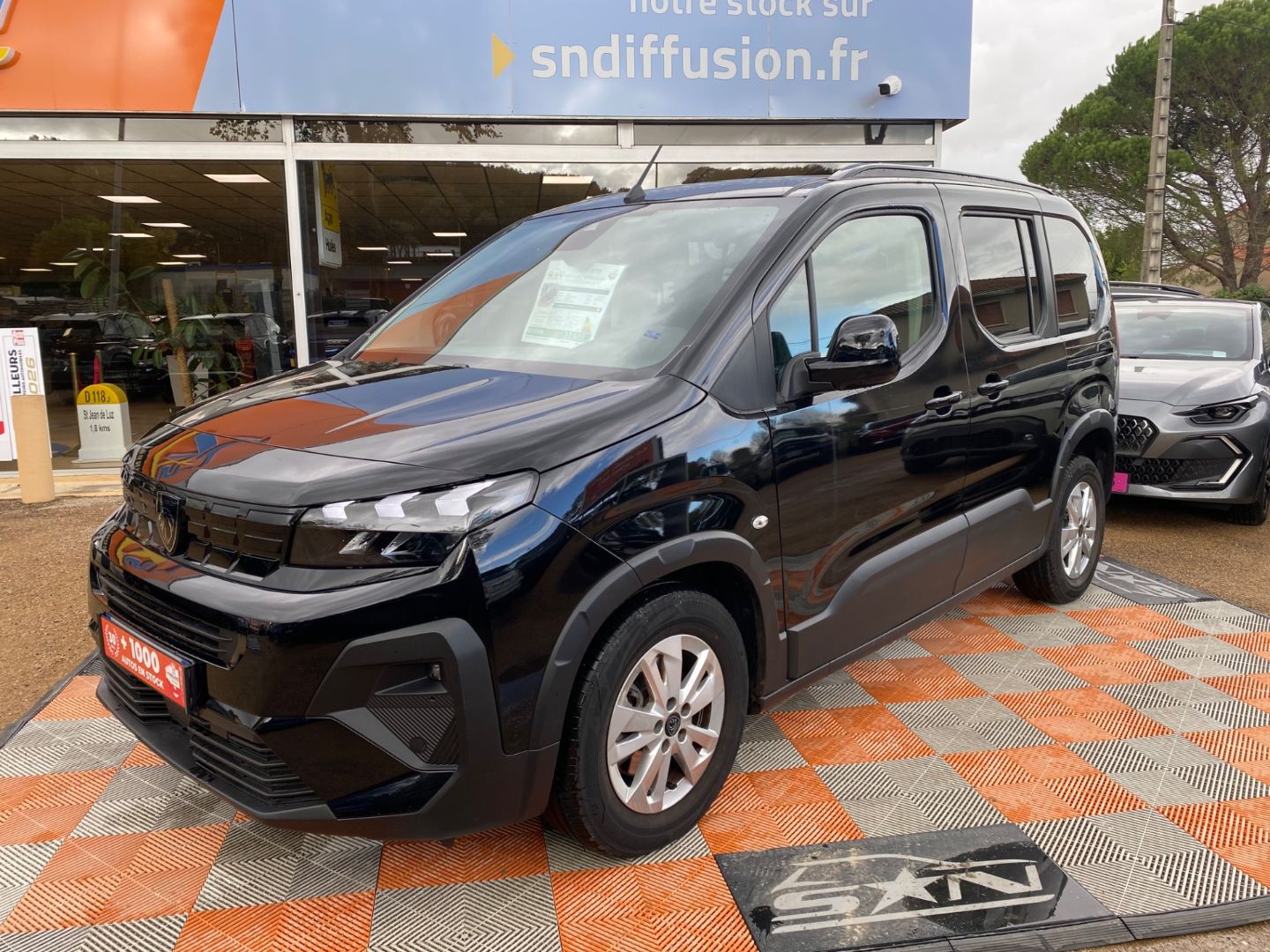 PEUGEOT RIFTER - NEW BlueHDi 100 BV6 ALLURE PACK STYLE Caméra JA 16"