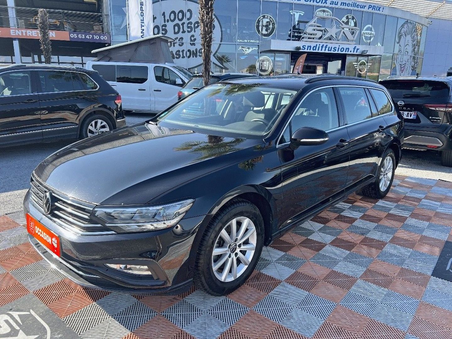 VOLKSWAGEN PASSAT SW VIII 2.0 TDI 150 BV6 BUSINESS GPS TOE Attelage Caméra