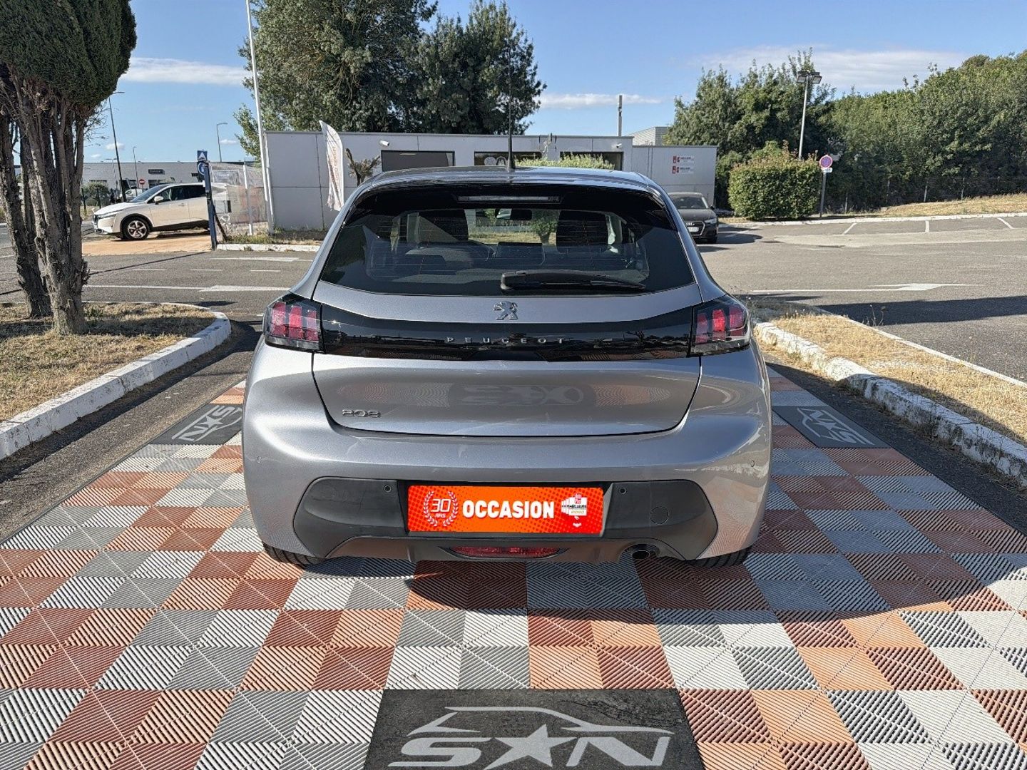 PEUGEOT 208 - PureTech 100 ACTIVE PACK LEDS JA 16" Radar