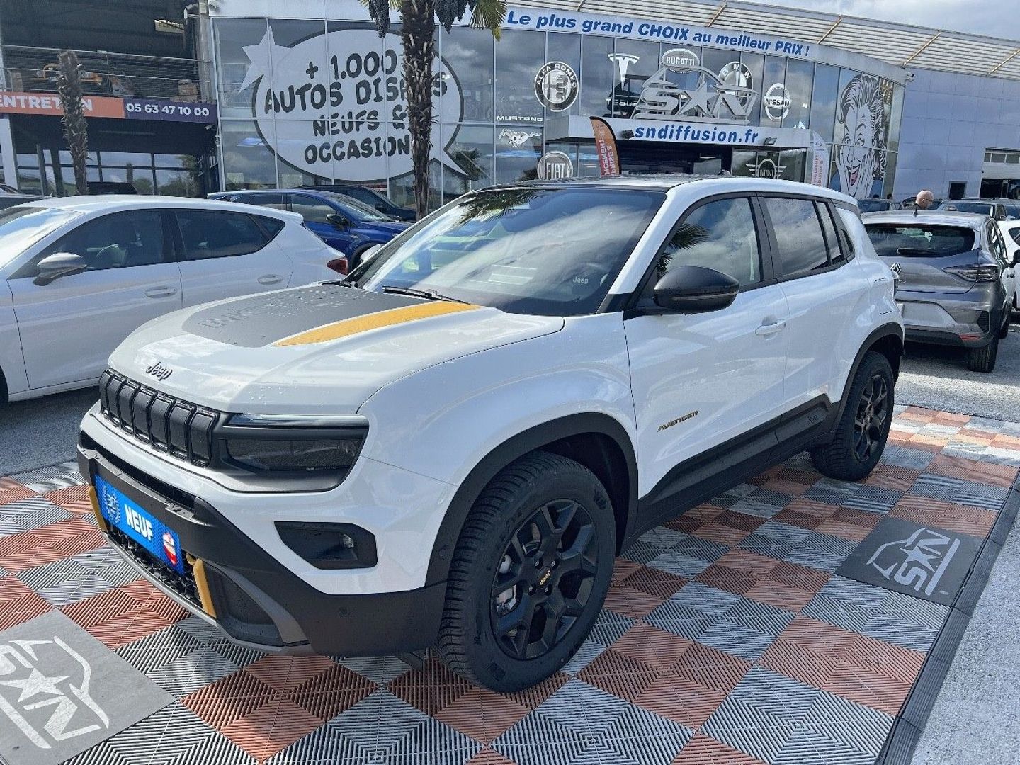 JEEP AVENGER 4XE - 1.2 TURBO T3 145 E-HYBRID 4XE THE NORTH FACE BVR6