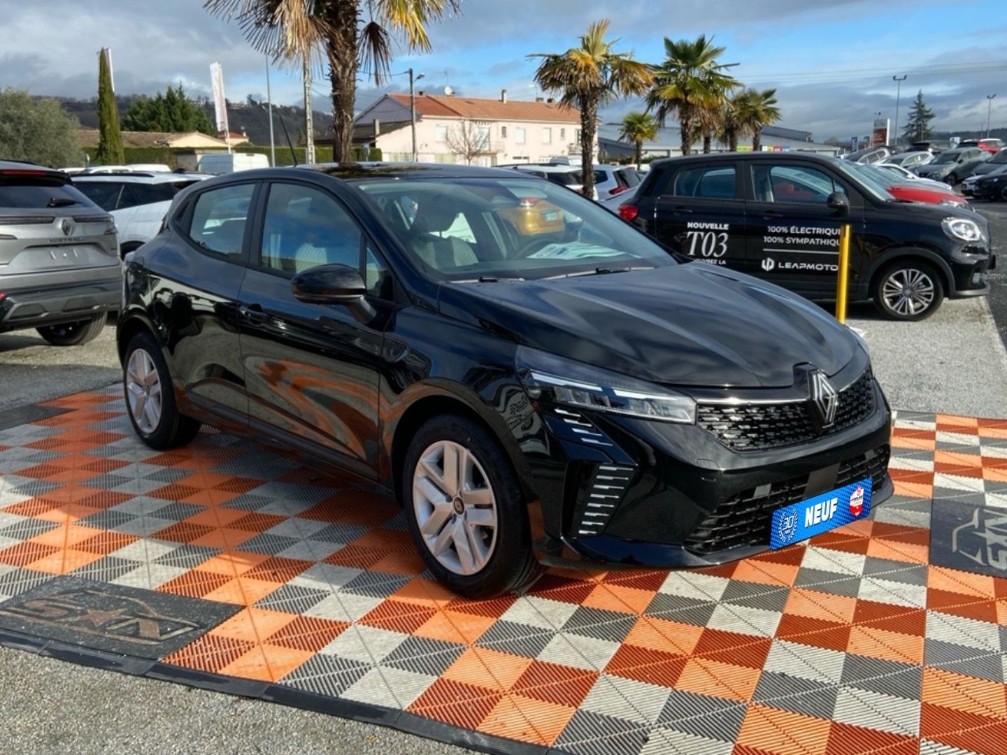 RENAULT CLIO - V DCi 100 BV6 EVOLUTION Ecran Caméra Radar Roue de Secours