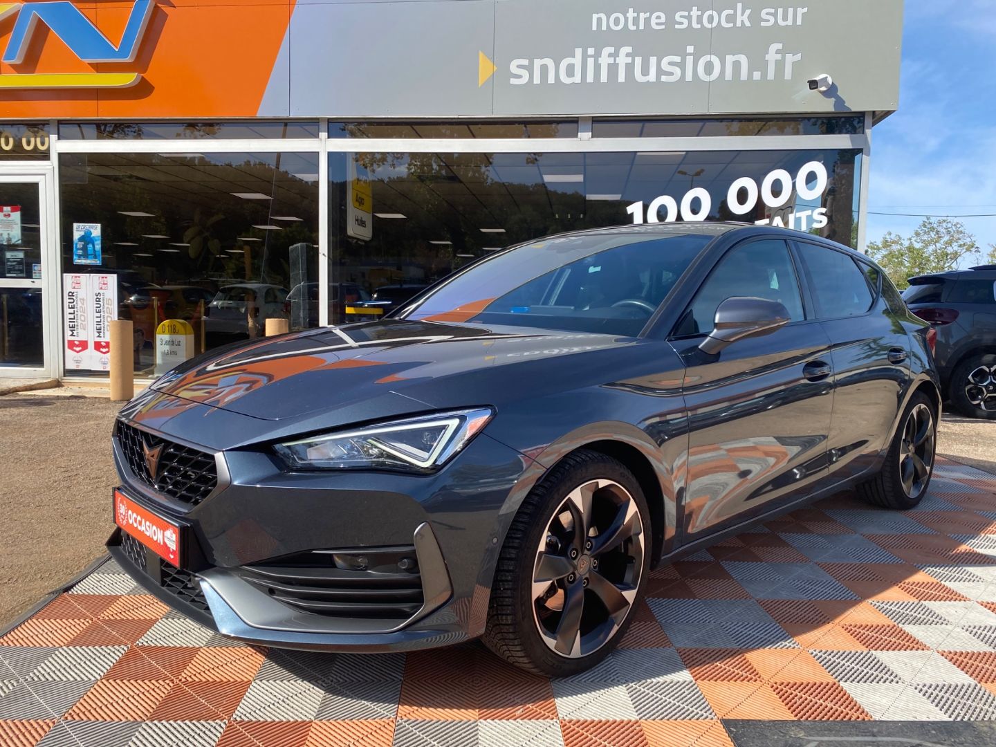 CUPRA LEON - 1.5 e-TSI 150 mHEV DSG7 Toit Ouvrant Beats Audio Pack Drive L