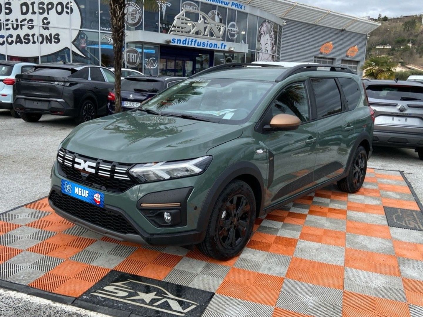 DACIA JOGGER - ECO-G 100 SL EXTREME + PACK NAVIGATION & CONFORT 7PL
