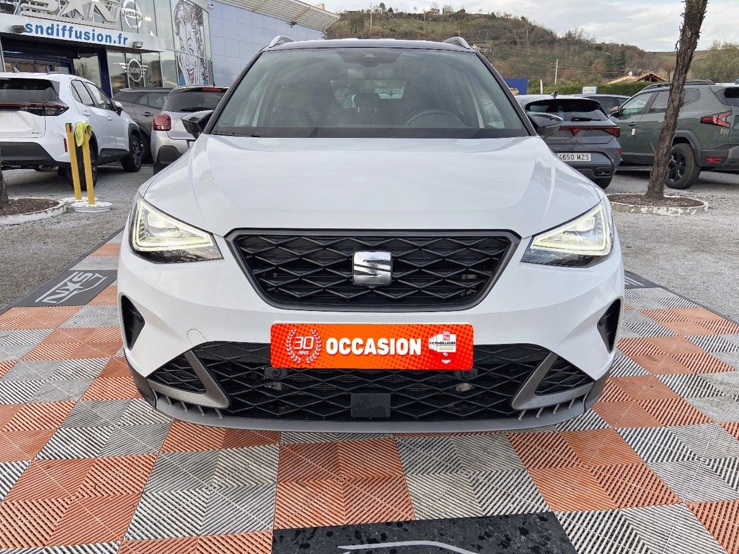SEAT ARONA - TSI 115 BV6 FR GPS JA 18" Caméra Full LEDS Cokpit
