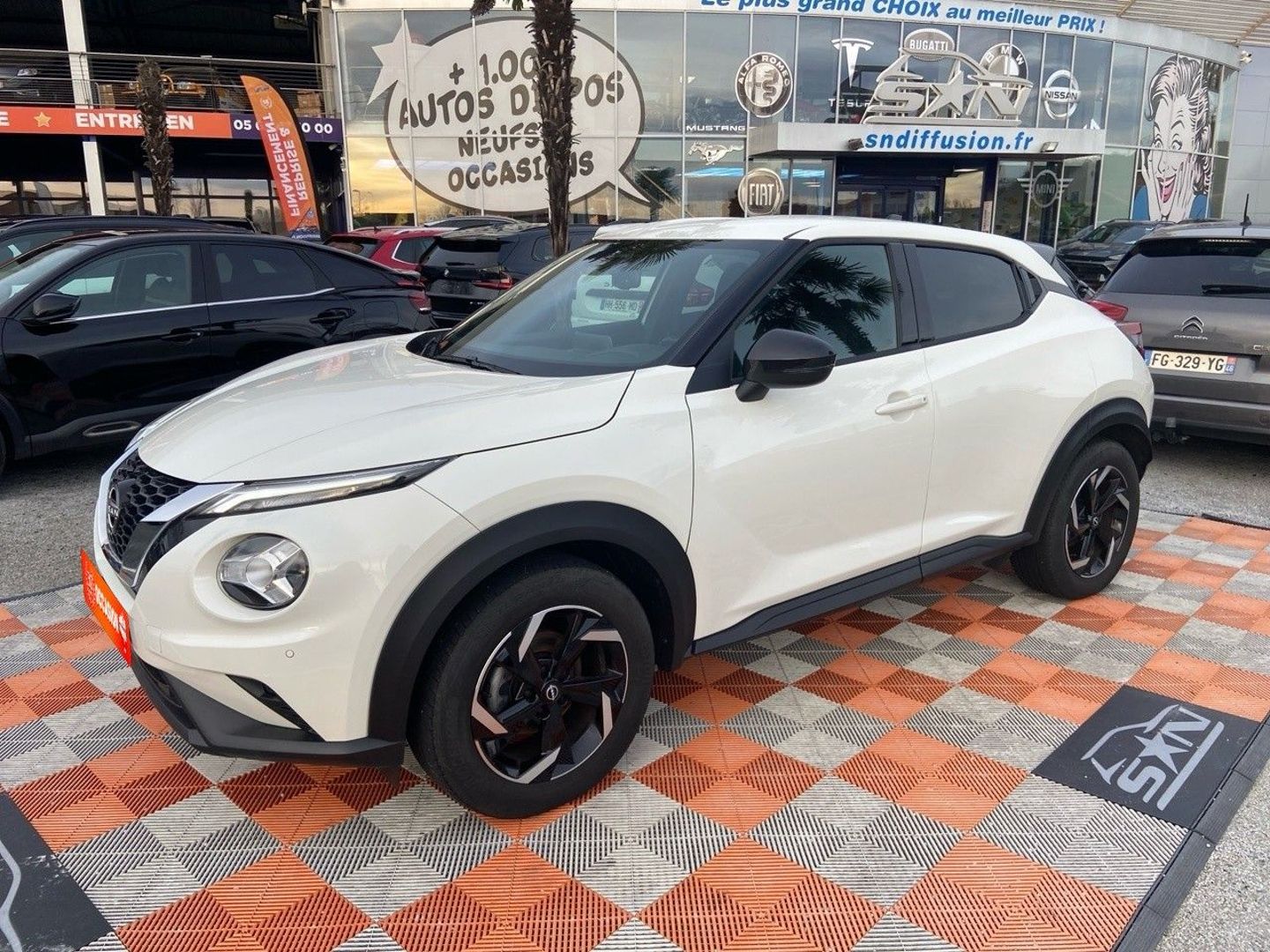NISSAN JUKE - 1.0 DIG-T 114 BV6 N-CONNECTA GPS Caméra Keyless