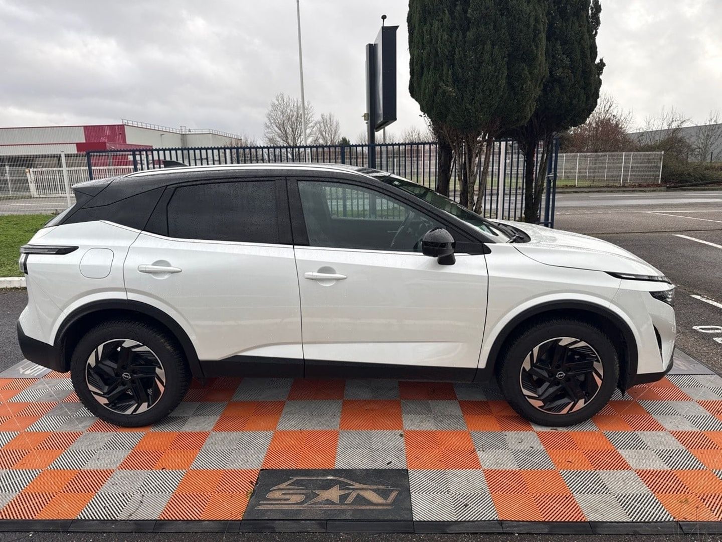 NISSAN QASHQAI Phase 2 - NEW Mild Hybrid 158 X-TRONIC N-CONNECTA Hayon GPS Caméra 360° Pack Hiver