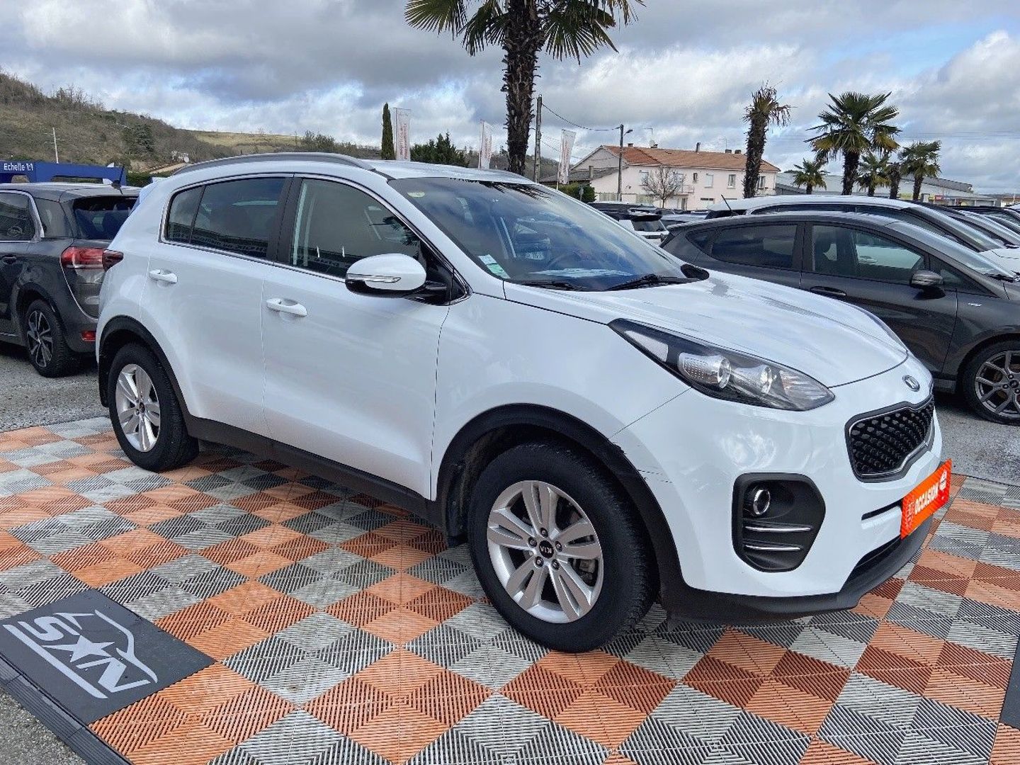 KIA SPORTAGE - 1.7 CRDI 115 BV6 PACK NAVI 1 ère main