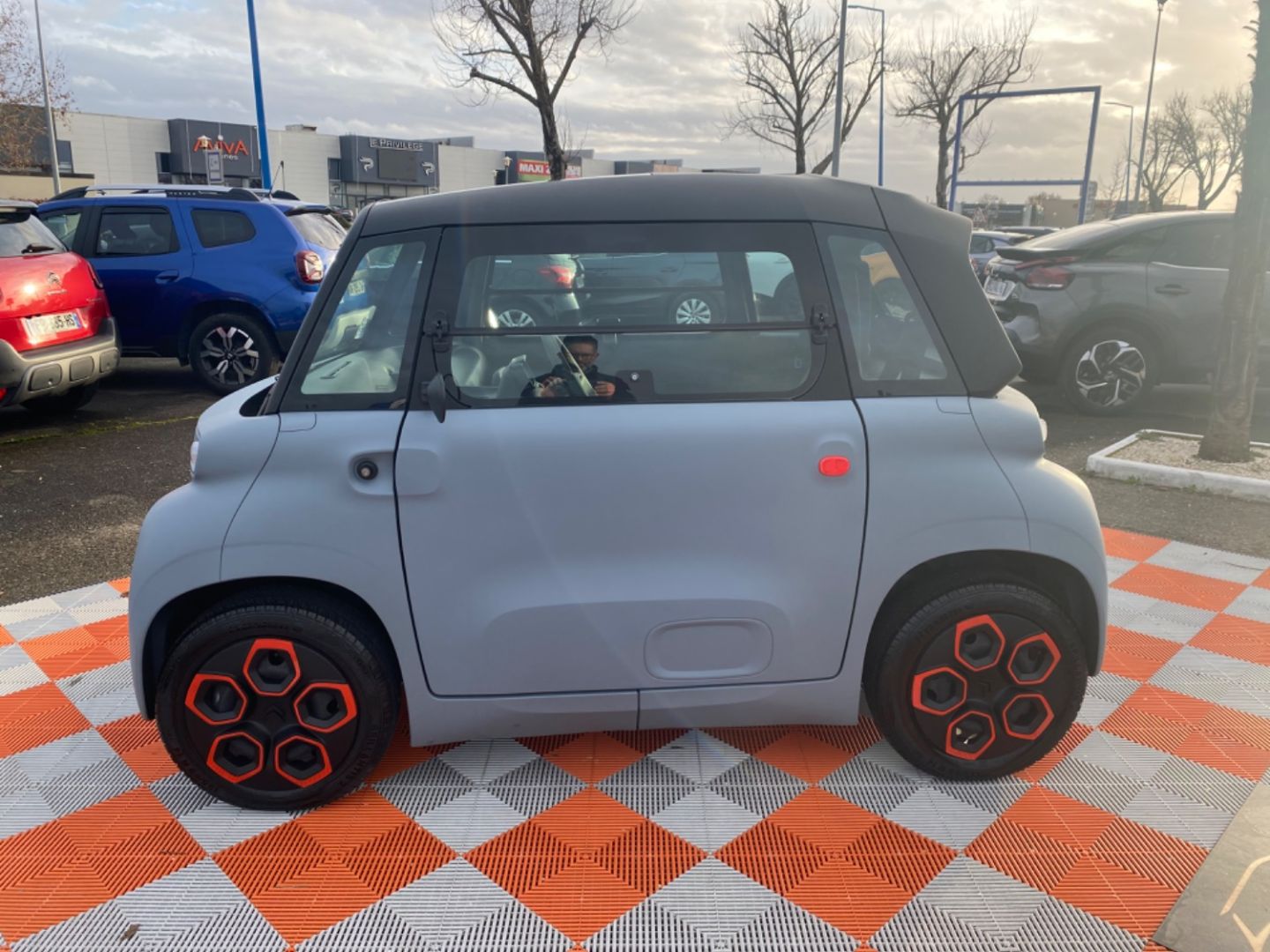 CITROEN AMI - AMI PACK ORANGE 1°Main