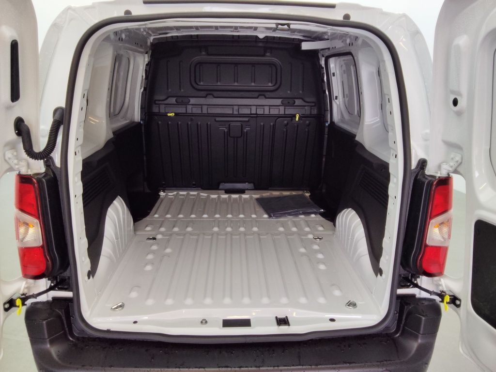 PEUGEOT PARTNER FOURGON - M BlueHDi 100 BV6 Ecran 10" Caméra 3 Places 18900HT