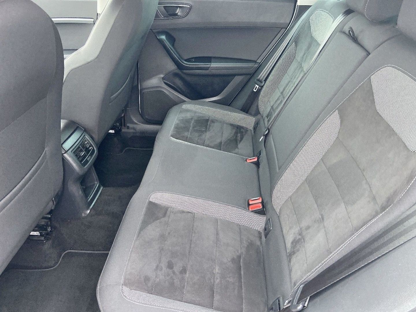 SEAT ATECA - 1.6 TDI 115 STYLE