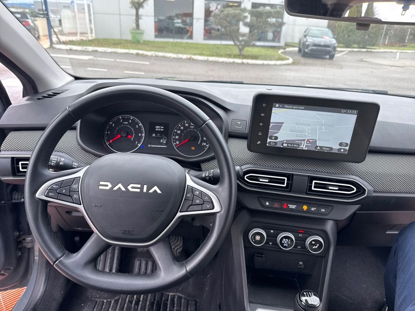 DACIA JOGGER - 1.0 TCe 110 BV6 EXPRESSION GPS Caméra JA 16" 7PL