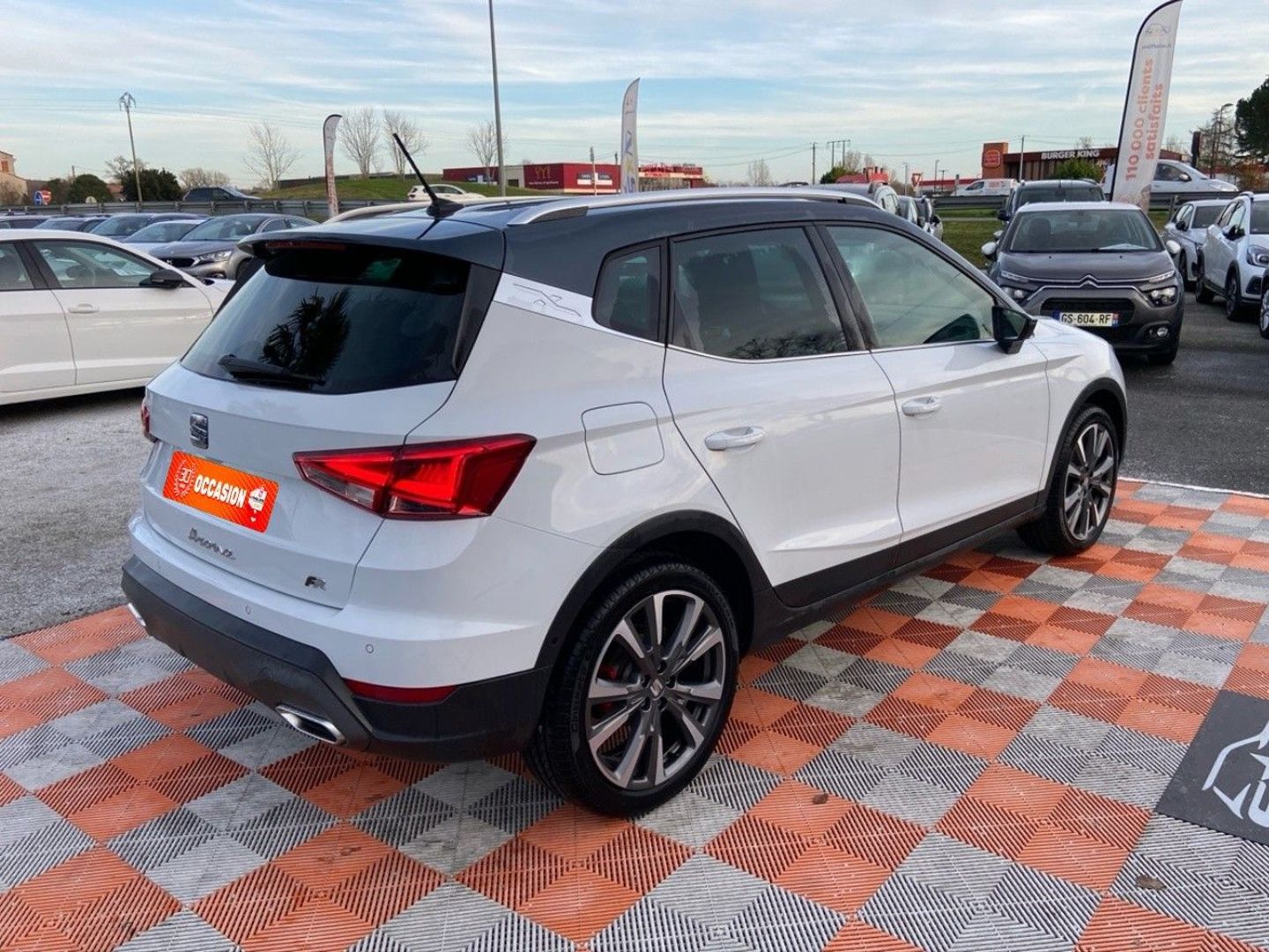 SEAT ARONA - TSI 115 BV6 FR GPS JA 18" Caméra Full LEDS Cokpit