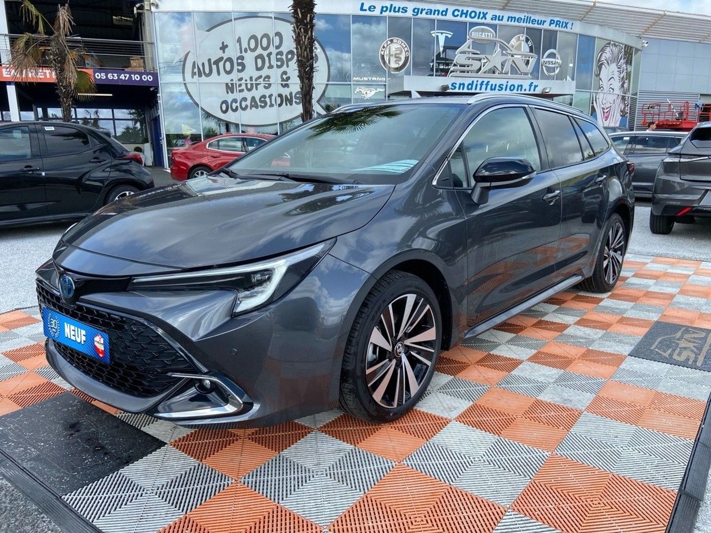 TOYOTA COROLLA TOURING SPORTS - 1.8 HYBRIDE 140 DESIGN PACK TECH Hayon GPS Caméra