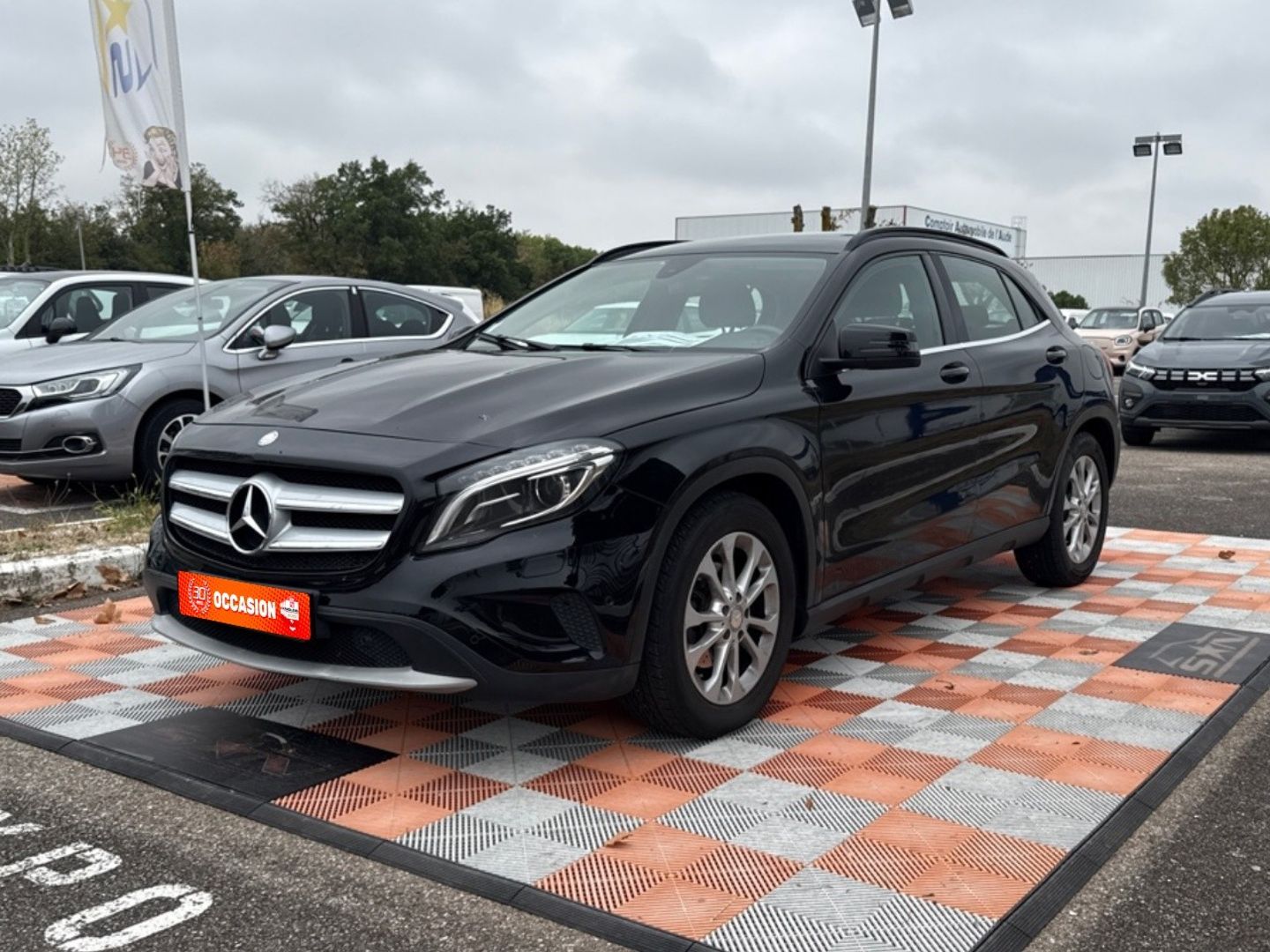 MERCEDES-BENZ GLA 200 D 4 MATIC INSPIRATION 7-G DCT