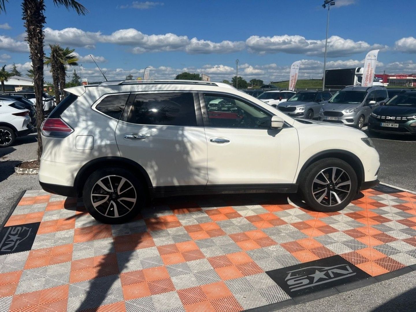 NISSAN X-TRAIL - 1.6 DCI 130 XTRONIC TEKNA CUIR 2WD 5PL