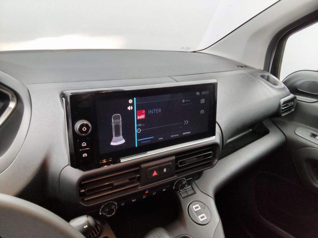 PEUGEOT PARTNER FOURGON - M BlueHDi 100 BV6 Ecran 10" Caméra 3 Places 18900HT