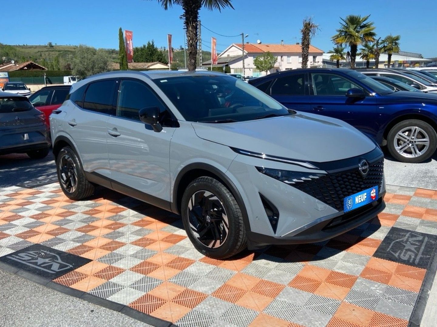 NISSAN QASHQAI - NEW E -POWER 205 N-CONNECTA Hayon Barres LEDS