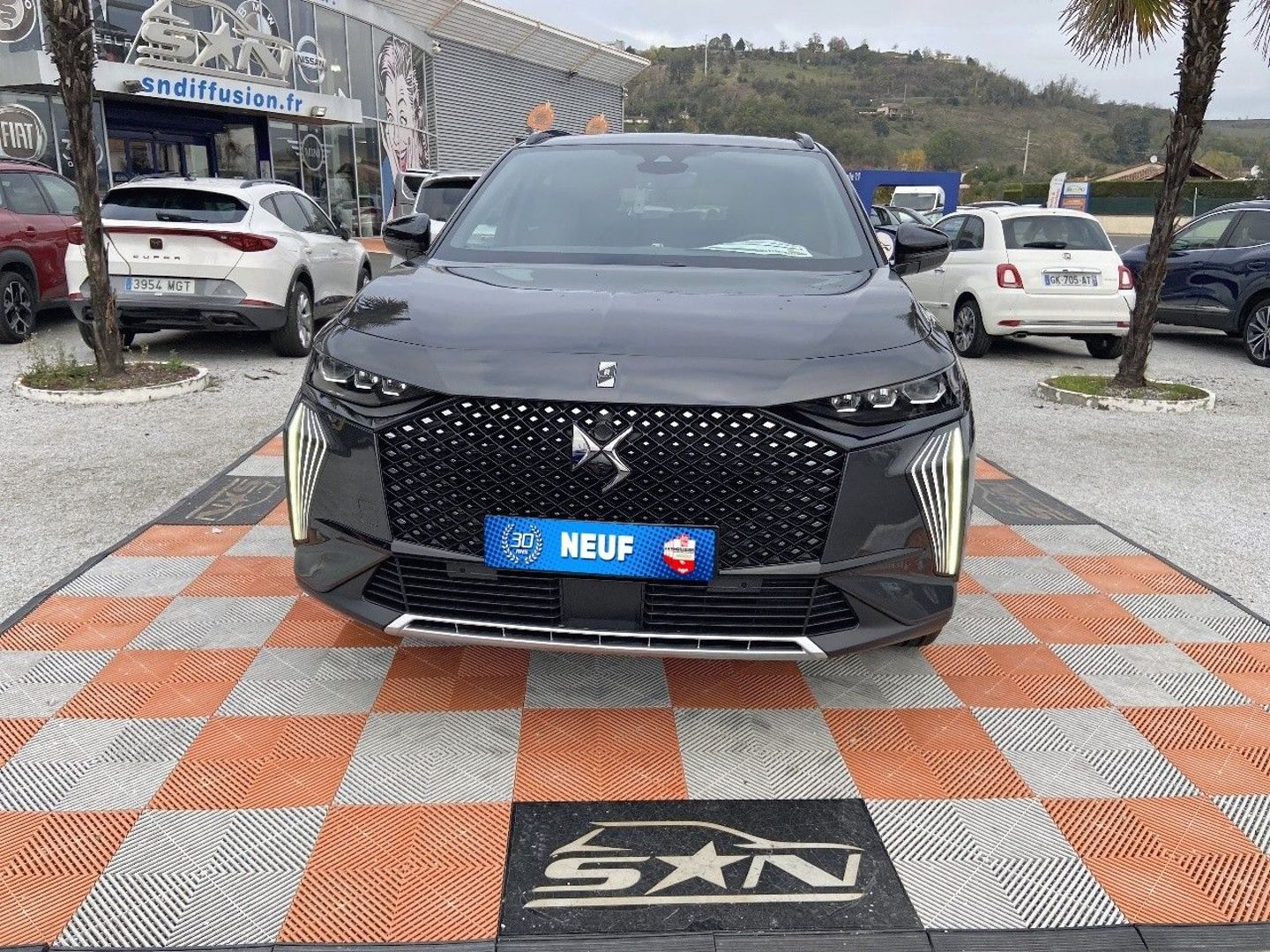 DS DS7 - BlueHDi 130 EAT8 PALLAS Pack Confort Hayon Hifi Focal