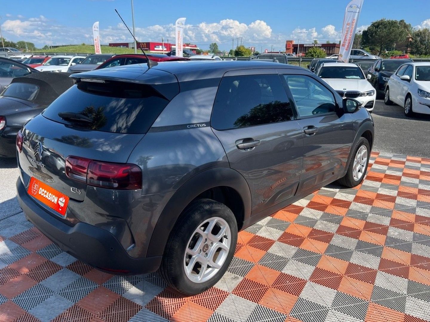 CITROEN C4 CACTUS - blueHDI 120 EAT6 SHINE camera