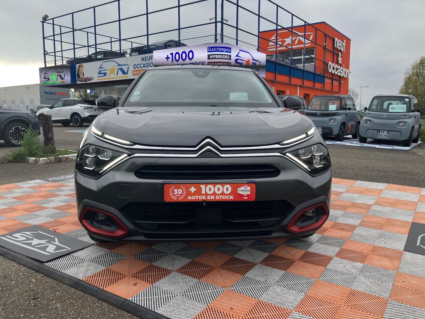 CITROEN C4 PureTech 130 EAT8 SHINE PACK Attelage