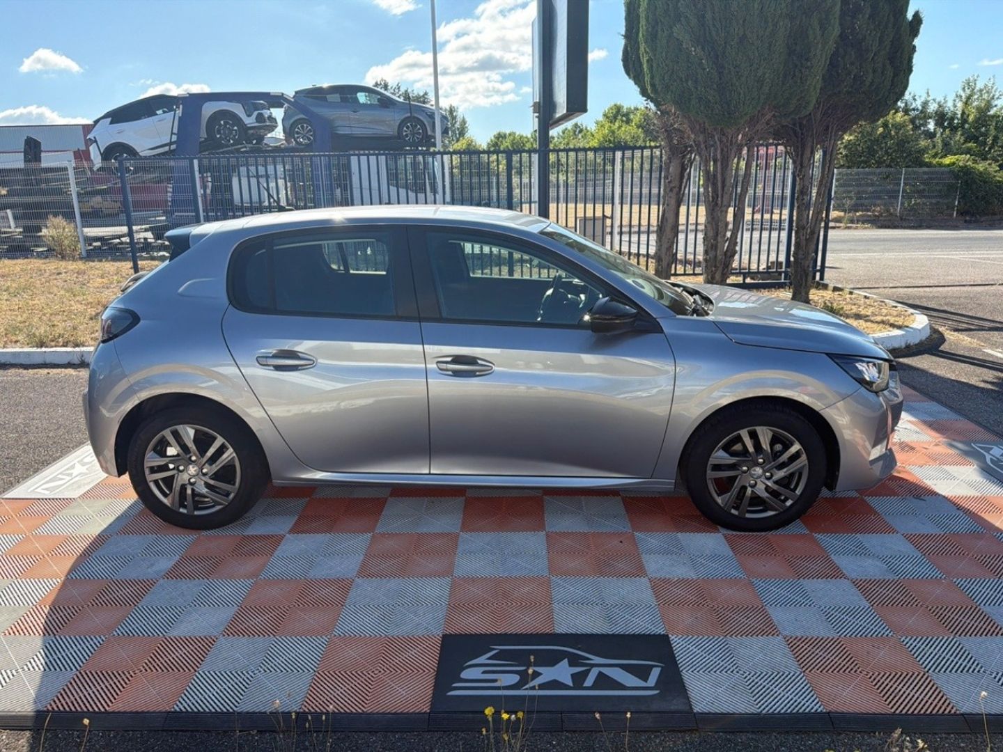 PEUGEOT 208 - PureTech 100 ACTIVE PACK LEDS JA 16" Radar
