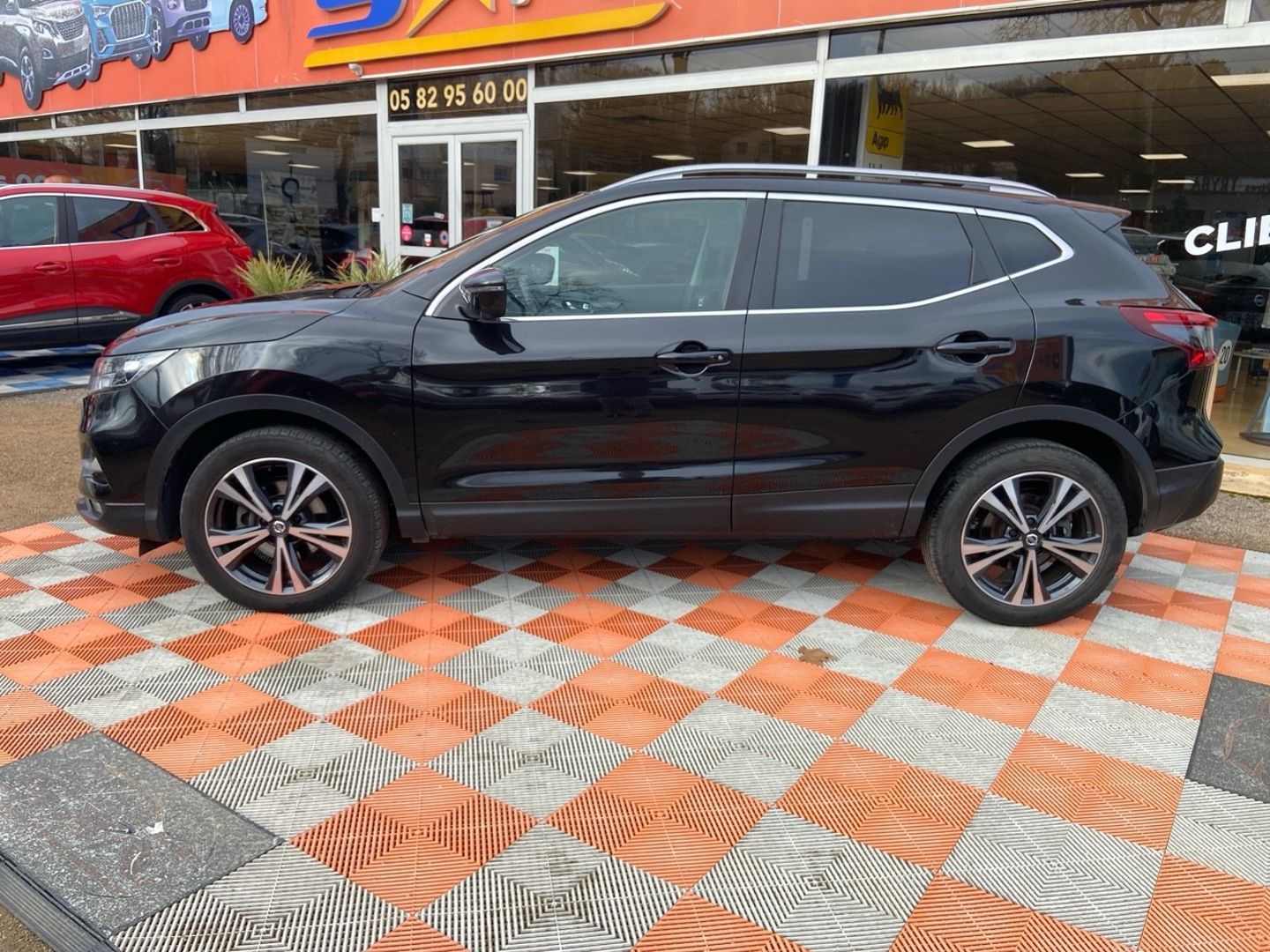 NISSAN QASHQAI - 1.2 DIG-T 115 BV6 N-CONNECTA TOIT PANO