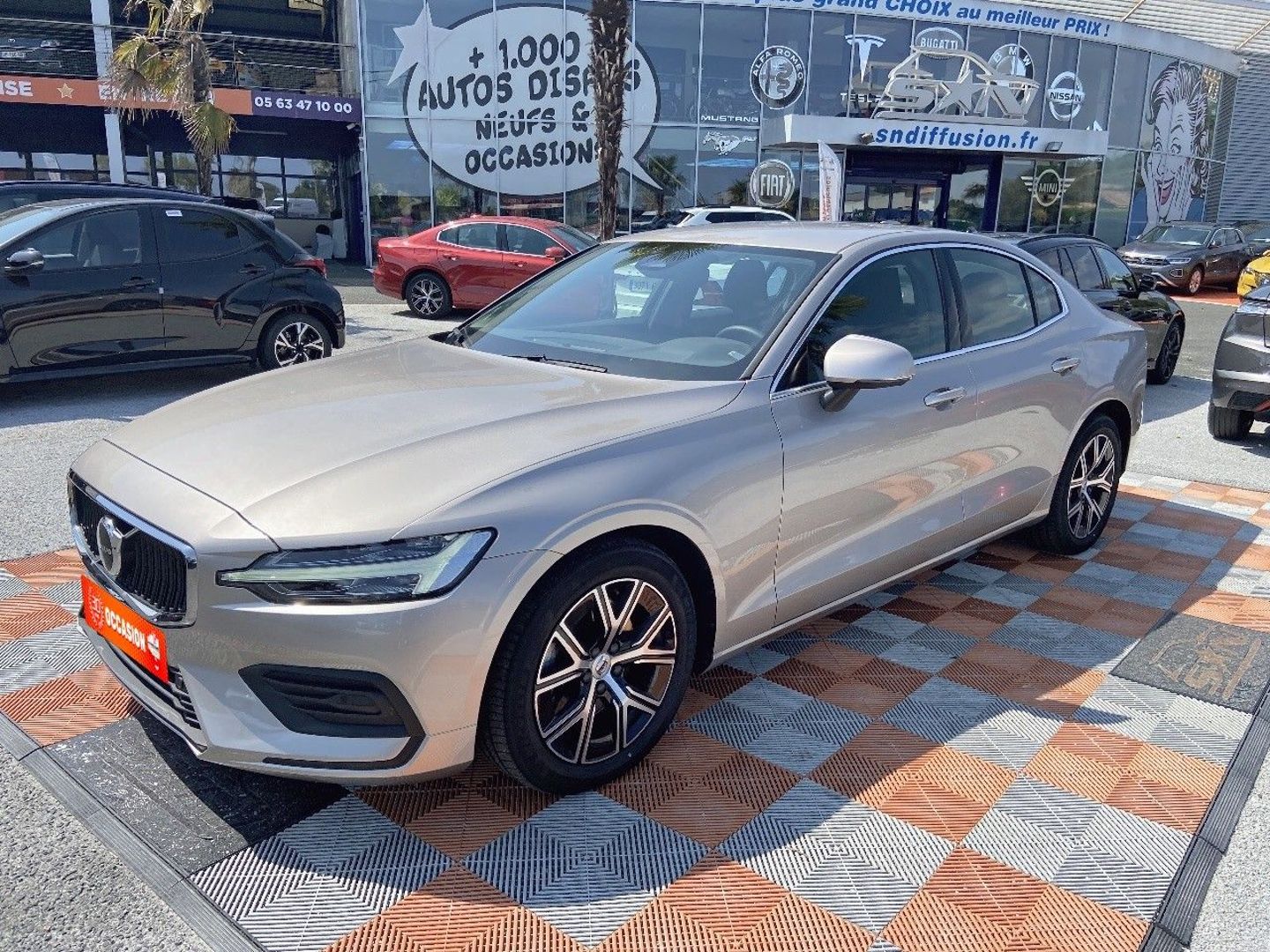 VOLVO S60 - B4 197 MHEV BVA CORE + GPS Caméra