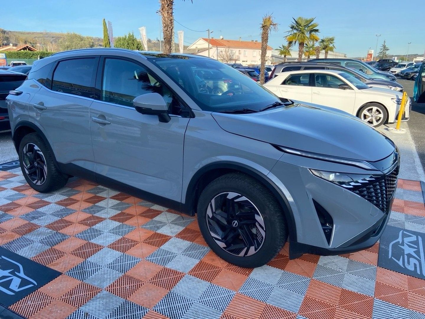 NISSAN QASHQAI Phase 2 - NEW Mild Hybrid 158 X-TRONIC N-CONNECTA Hayon GPS Caméra 360° Pack Hiver