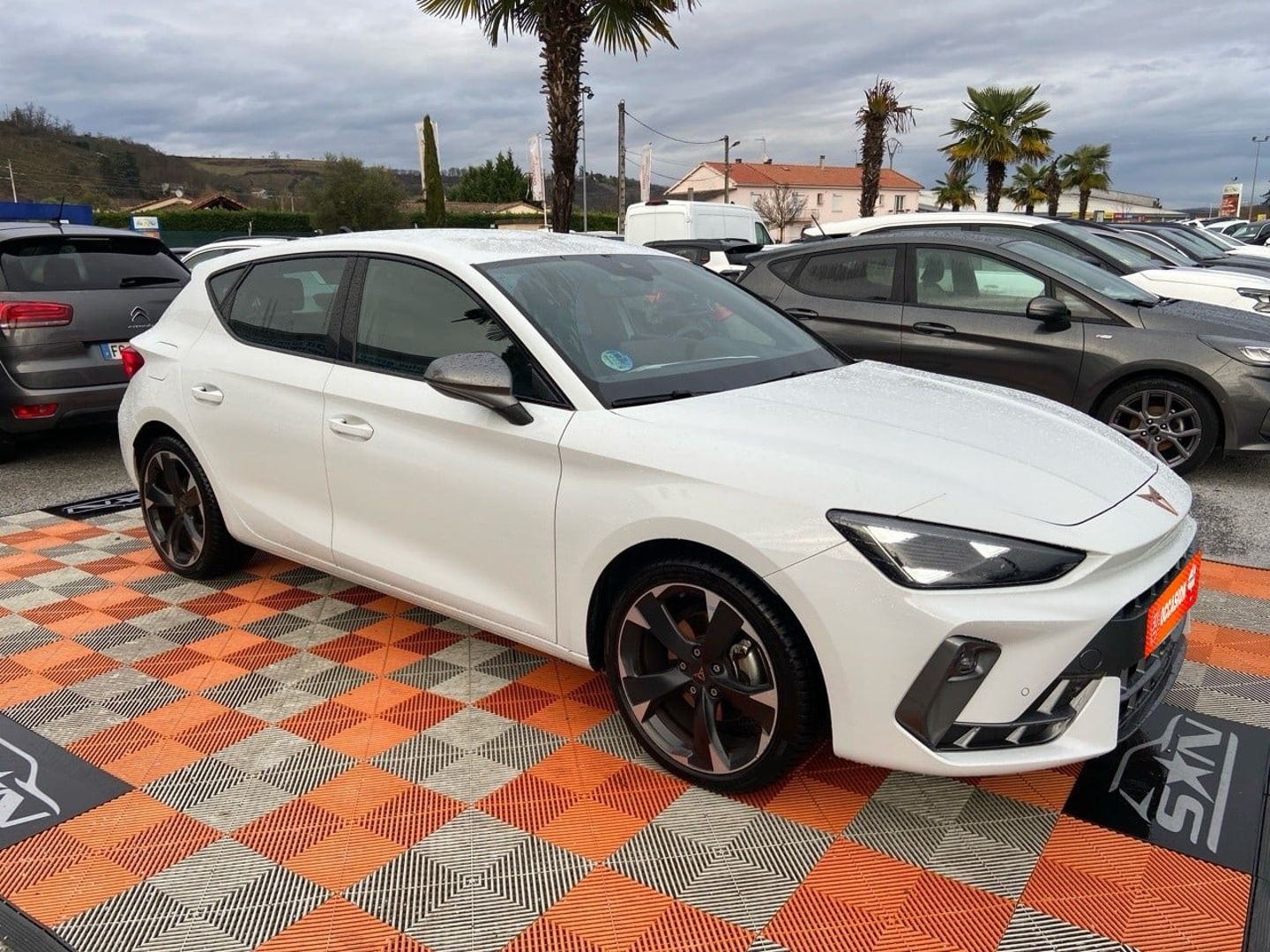 CUPRA LEON - NEW V 1.5 e-TSI 150 mHEV DSG7 GPS Caméra JA 18"