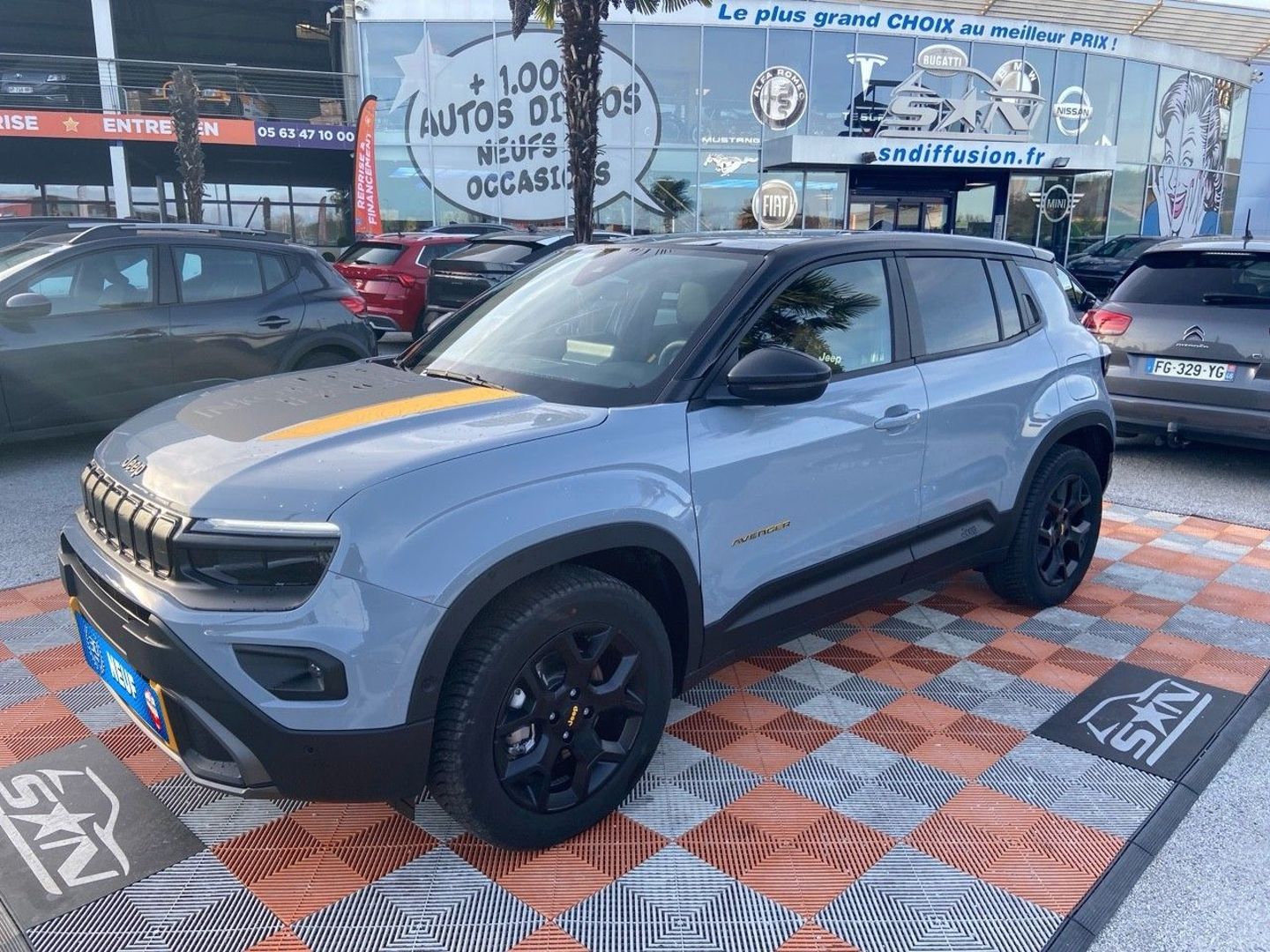 JEEP AVENGER 4XE - 1.2 TURBO T3 145 E-HYBRID 4XE THE NORTH FACE BVR6 Toit