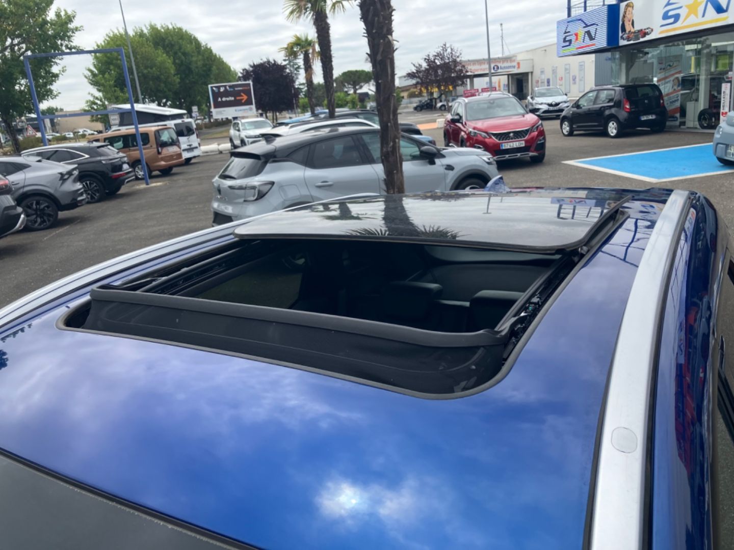 SERES 3 - LUXE 120kW (163ch) Toit Pano Ouvrant GPS Caméra 360