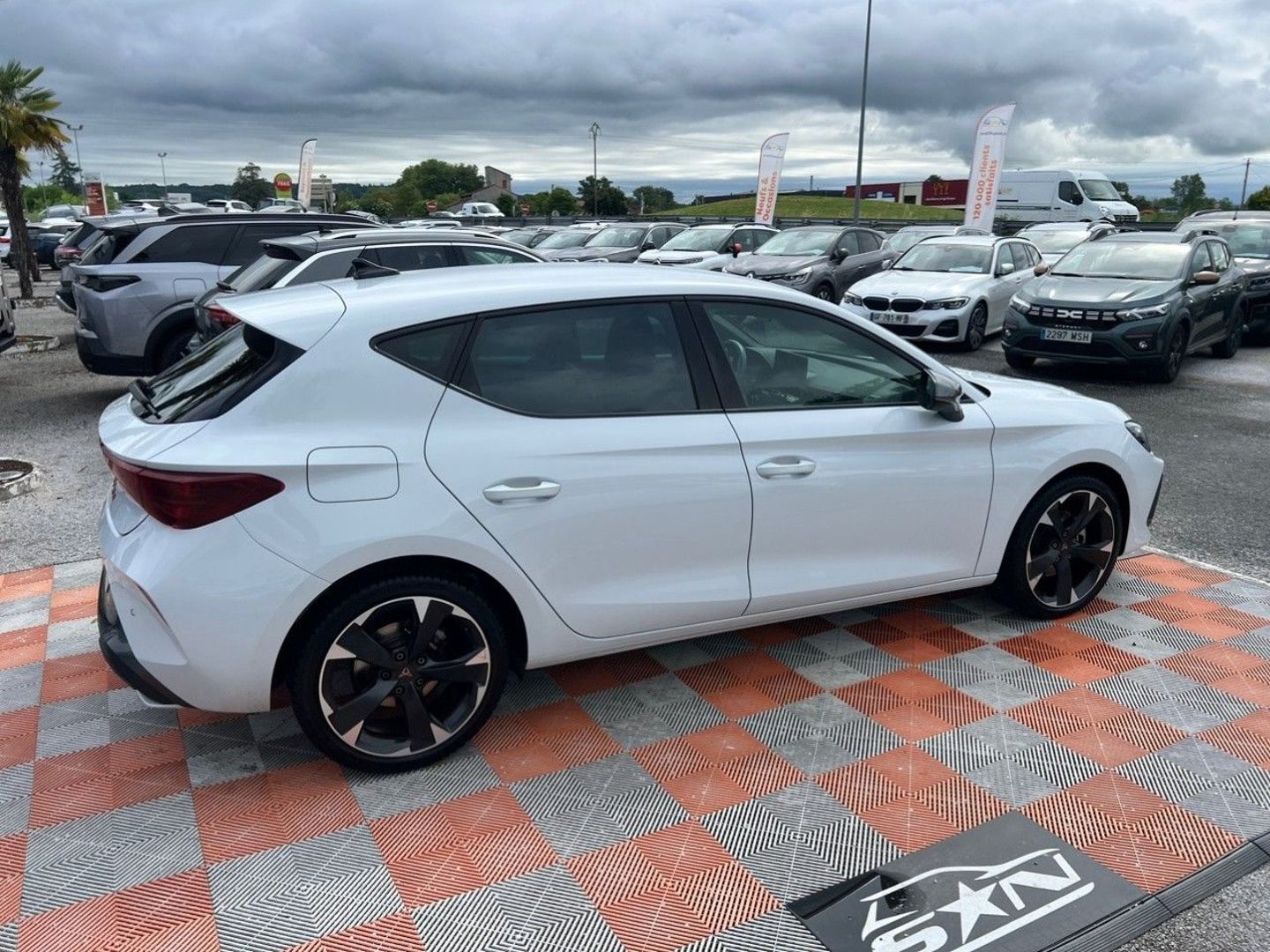 CUPRA LEON - NEW V 1.5 e-TSI 150 mHEV DSG7 GPS Caméra JA 18"