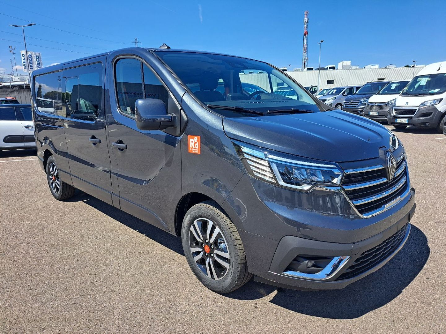 RENAULT RENAULT TRAFIC CABINE - L2H1 3T BLUE DCI 170 BVA9 GSR2 EXCLUSIVE 5PL